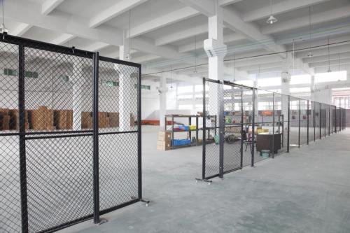Isolated net wall