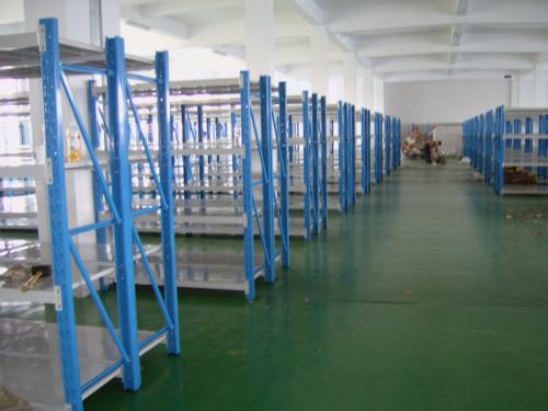 medium-duty rack