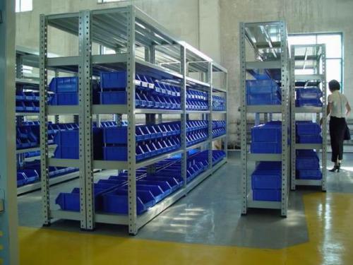 medium-duty rack