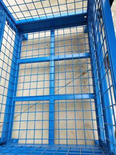 Steel cage